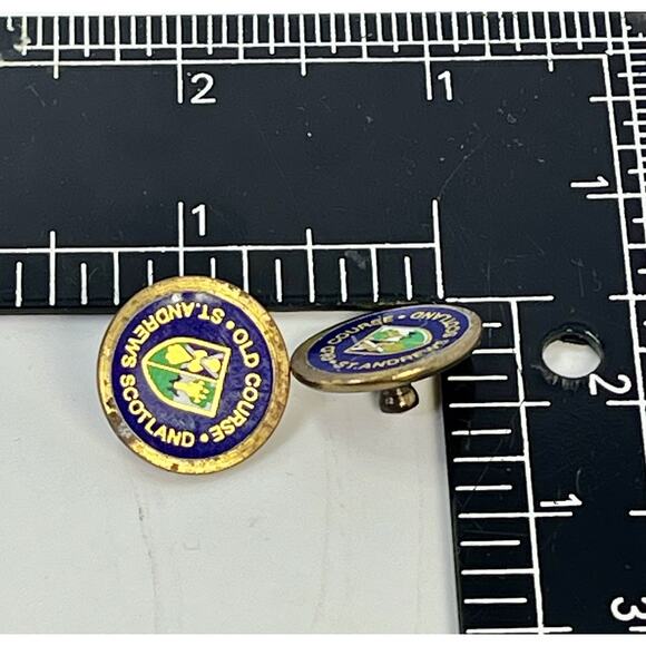Pair of VTG St. Andrews Old Course Golf Ball Markers Scotland Emblem Markers - Picture 5 of 5